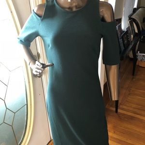 💖H&M off shoulder green dress